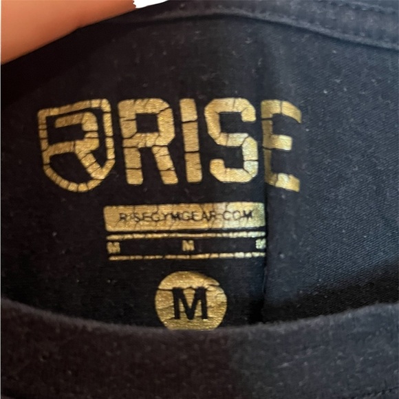 Rise t-shirt - Picture 3 of 3